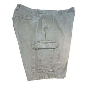 Redhead Brand Co. Olive Green Men’s 9.5 Inch Cargo Shorts Size 40